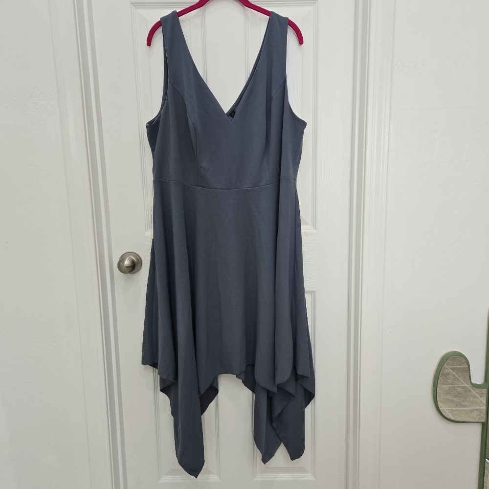 V Neck Handkerchief Fit And Flare Dress Sz 4X